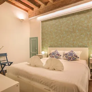 https://la-sinagoga-studio-hosted-by-sweetstay.it-tuscanyhotel.com