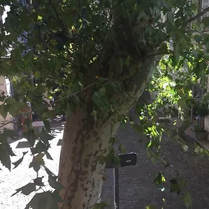 https://la-provencale-35-m2-avec-garage-gratuit-sur-place.fr-provencehotel.com