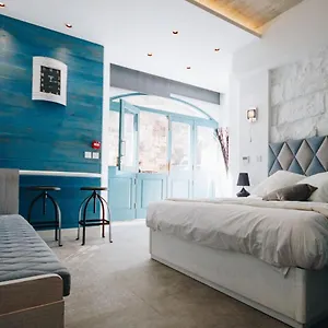 https://valletta-collection-ordinance-suites.qawrahotelsmalta.org