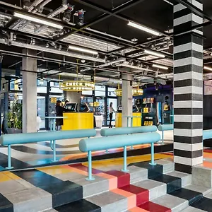 4* ホテル The Social Hub Alexanderplatz