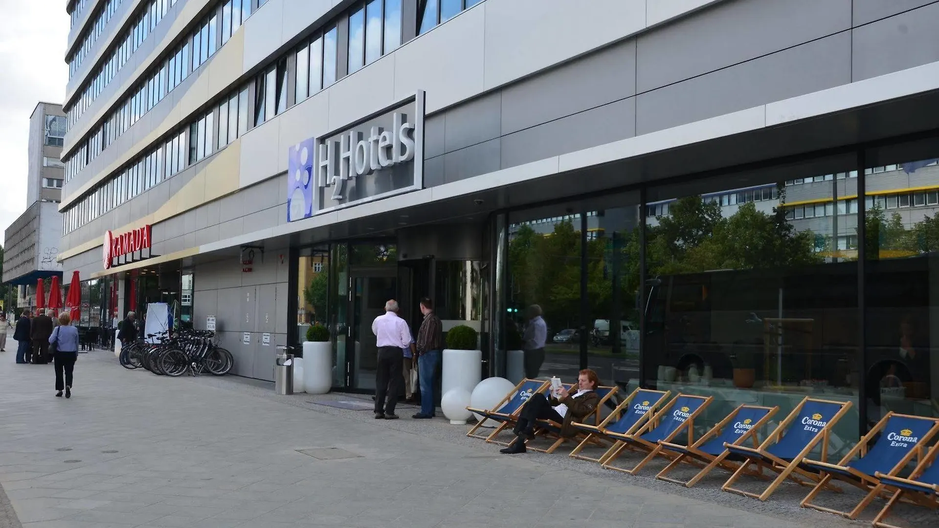 H2 Hotel Berlin-Alexanderplatz 3*, Berlin Germany